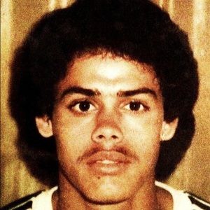 Meet your Posher, Moises